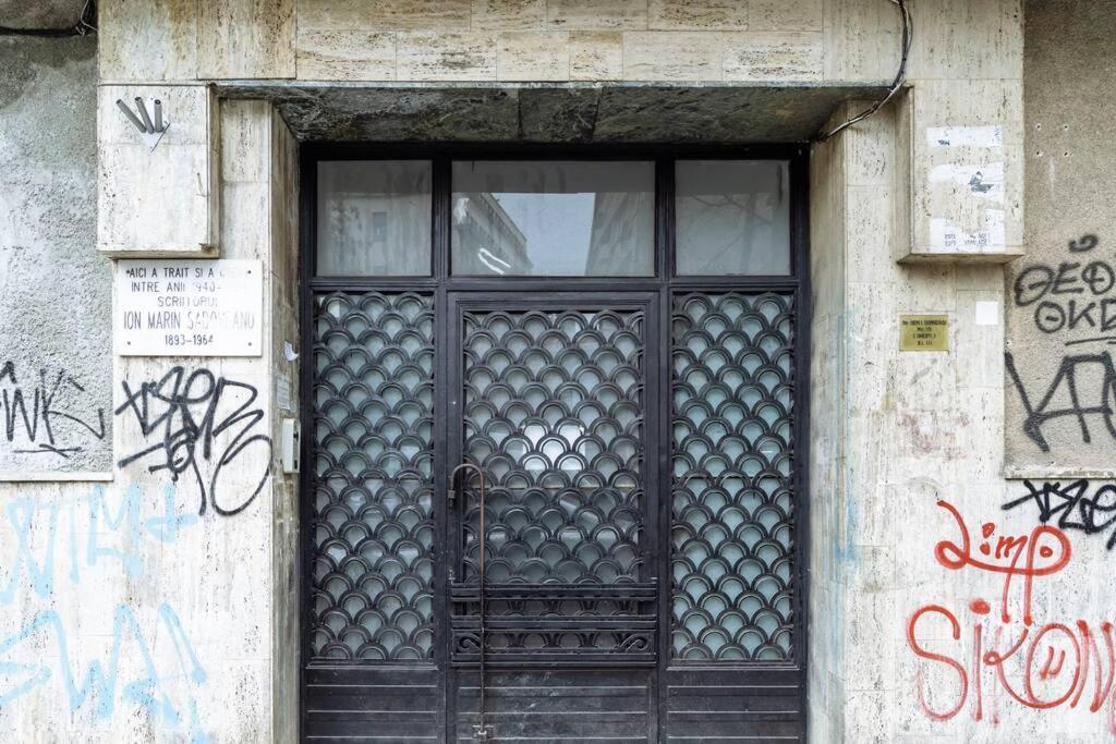 La Dame Bleue Apartamento Bucareste Exterior foto